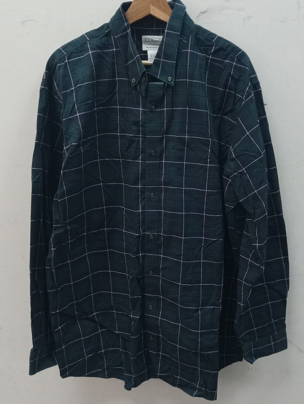 L.L. Bean Green Casual Button Down Shirt Relaxed Fit XLT
